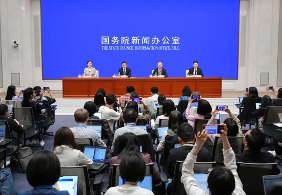 证监会主席吴清在国新办新闻发布会上答记者问（实录）
